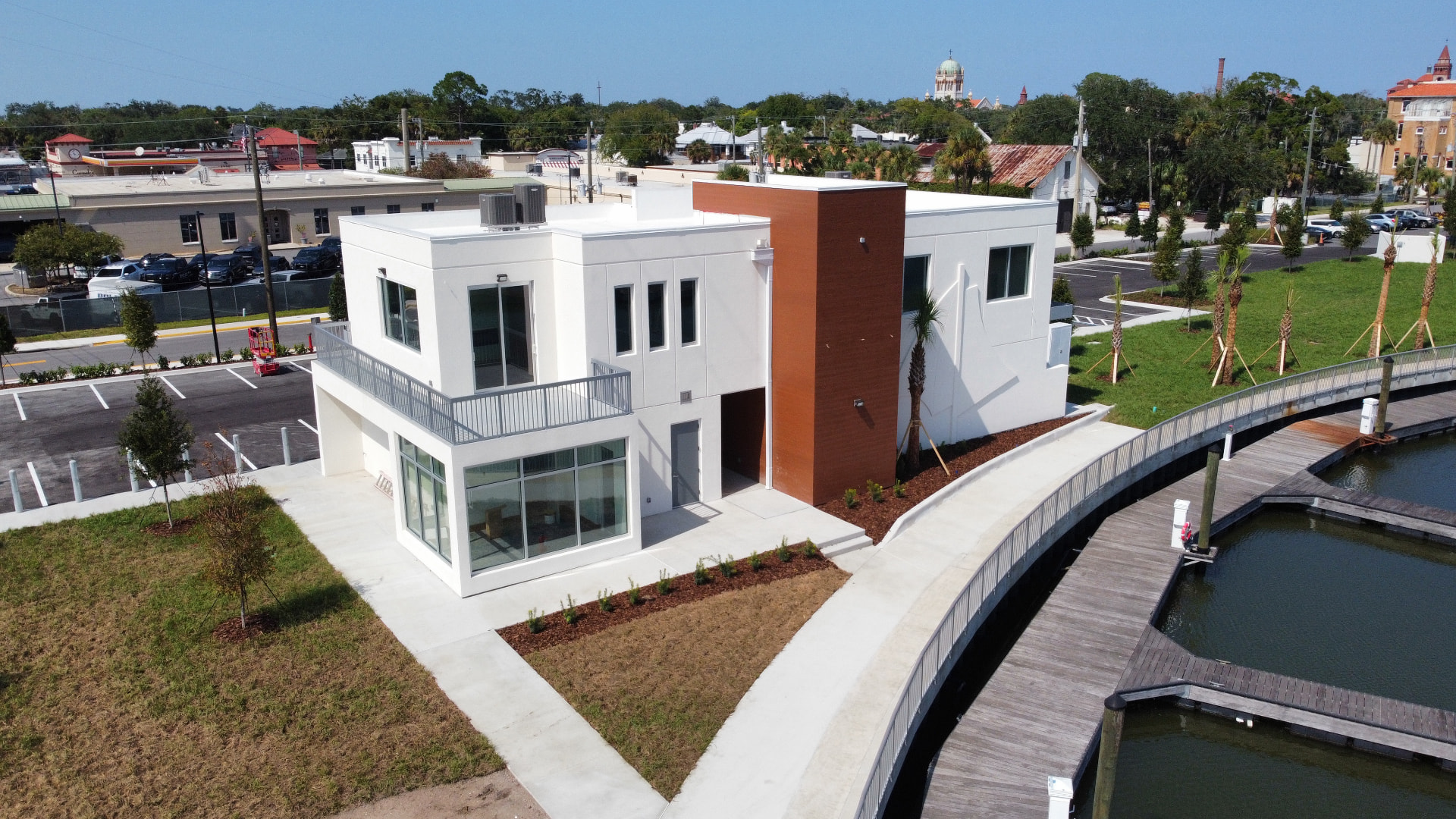 Future harbor master office and luxury apartments under construction